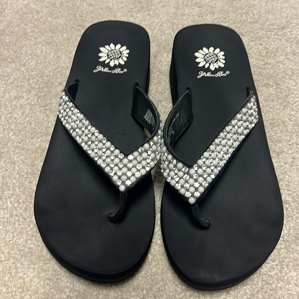 Yellowbox White Pearl & Crystal Sandals Summer Beach